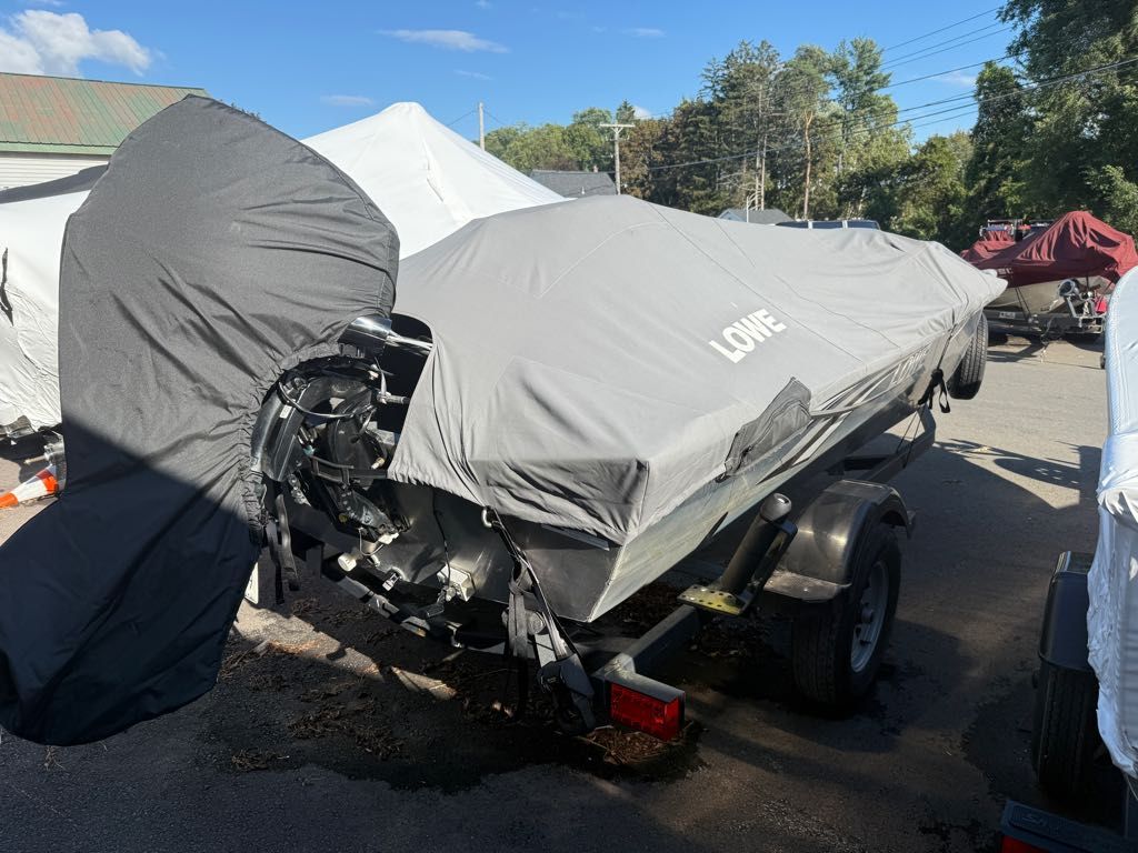 2018 Lowe Stryker 16