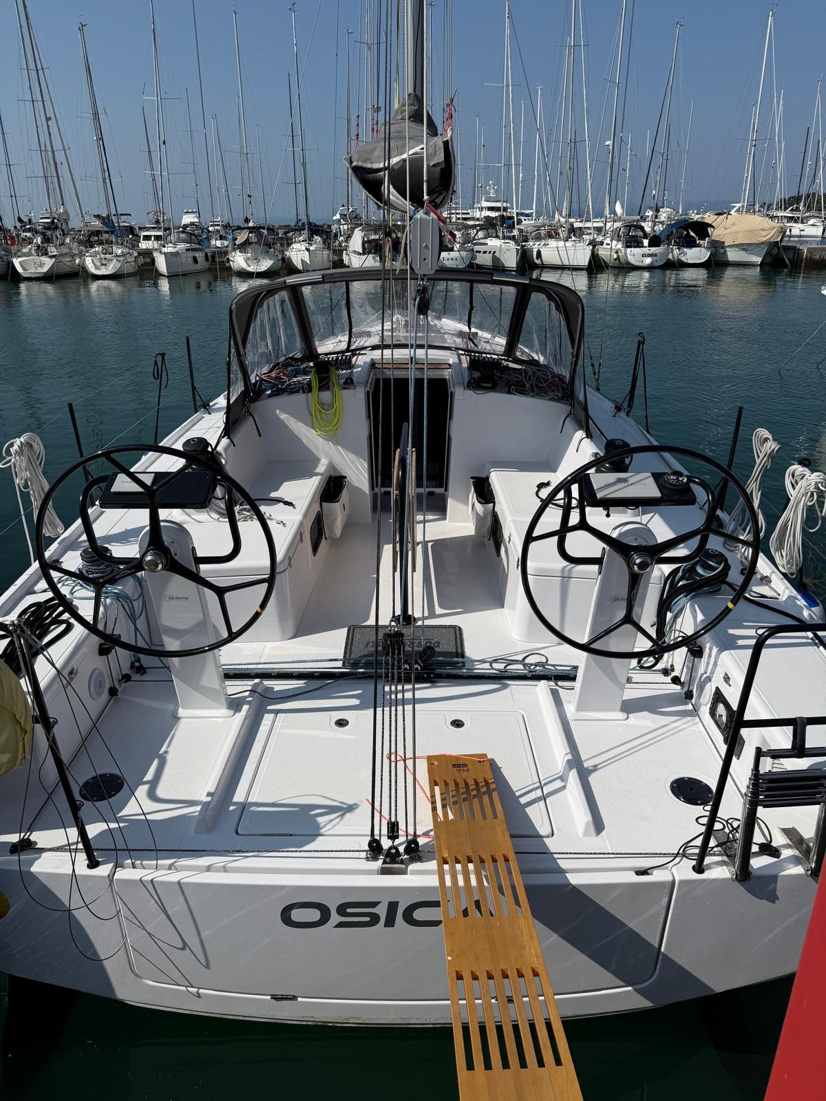 2023 Beneteau First 36