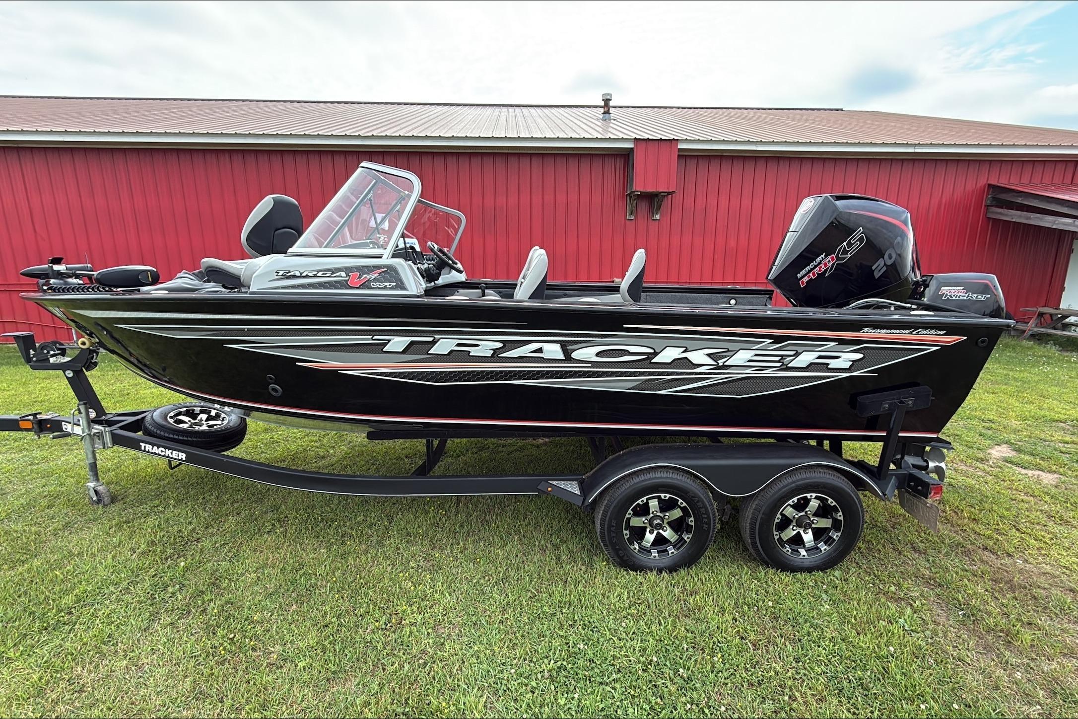 2019 Tracker Targa V-19 WT Tournament Edition