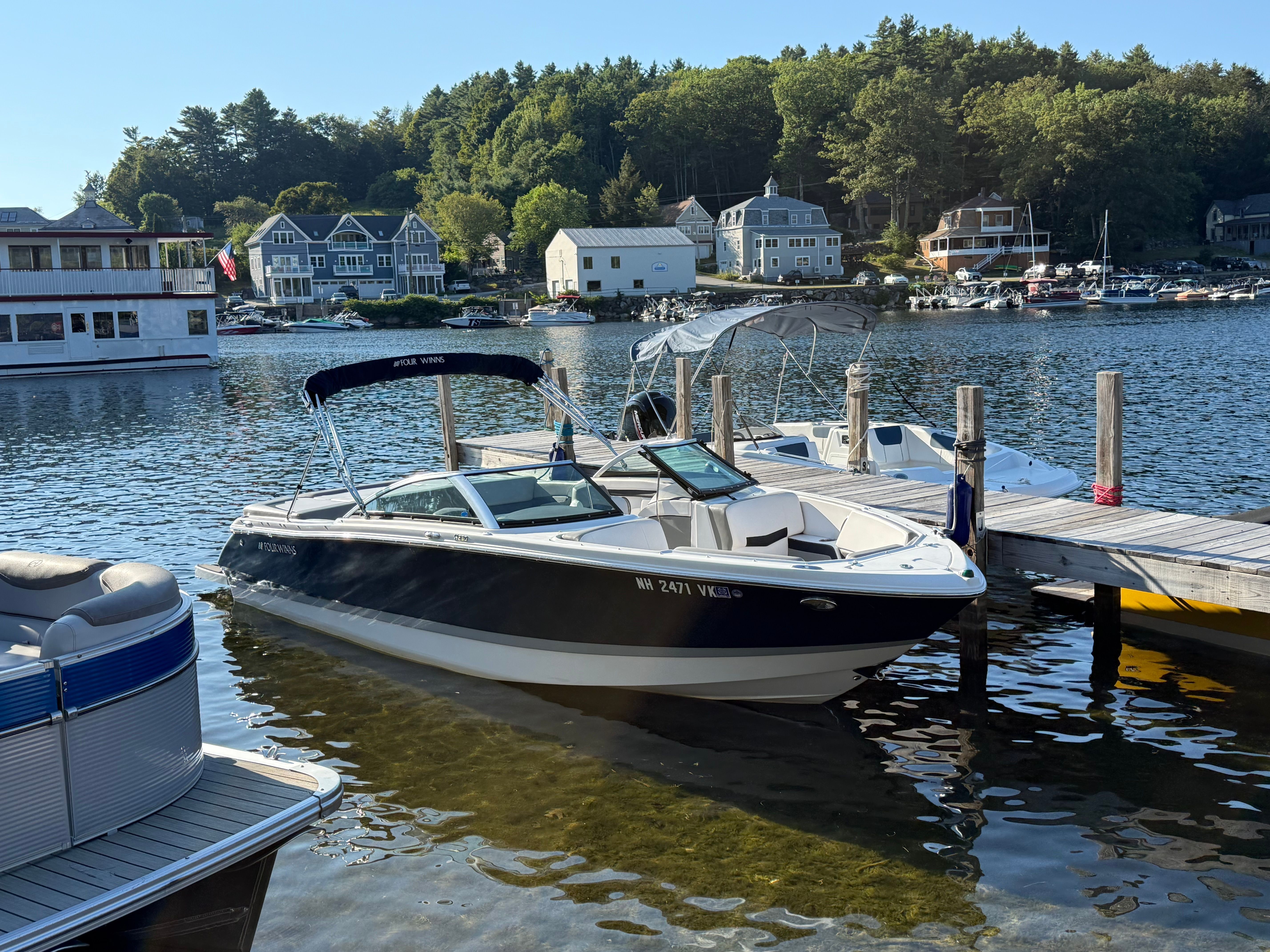 2015 Four Winns H230