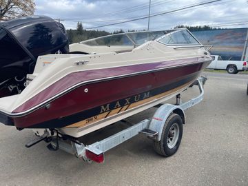 1991 Maxum 2100 XC
