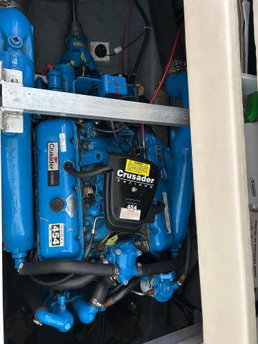 1992 Carver 350 Aft Cabin