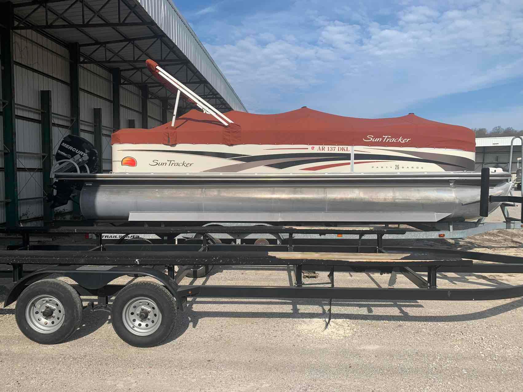 2009 Tracker Suntracker Party Barge 26