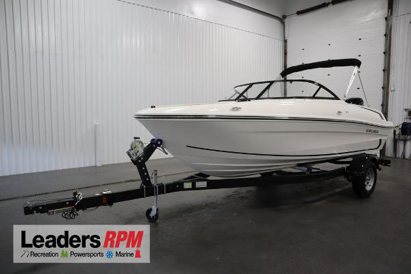 2024 Bayliner VR4 Bowrider - Outboard