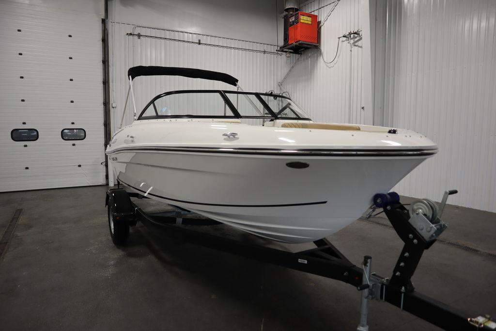 2024 Bayliner VR4 Bowrider - Outboard