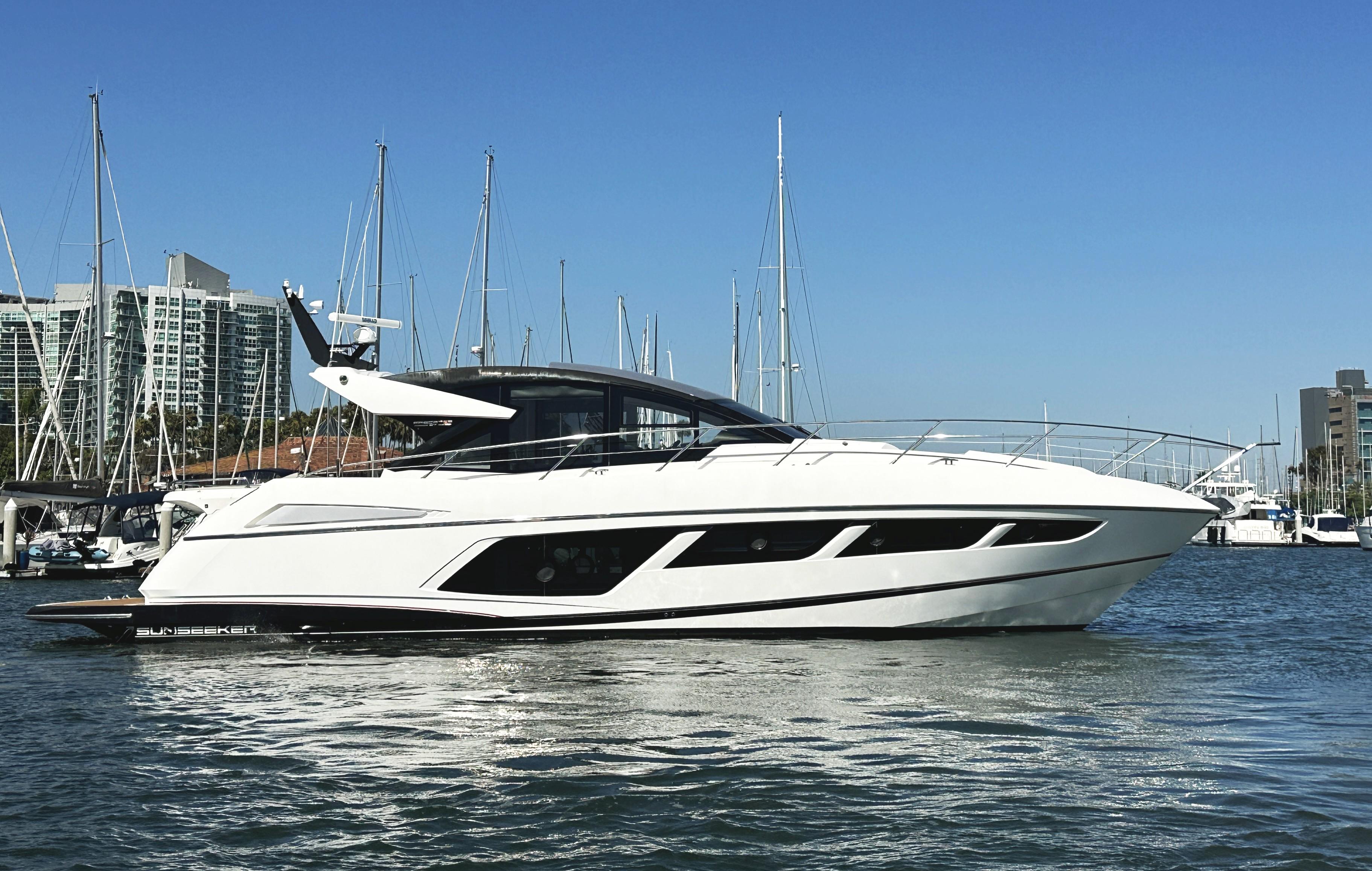 2019 Sunseeker Predator 57