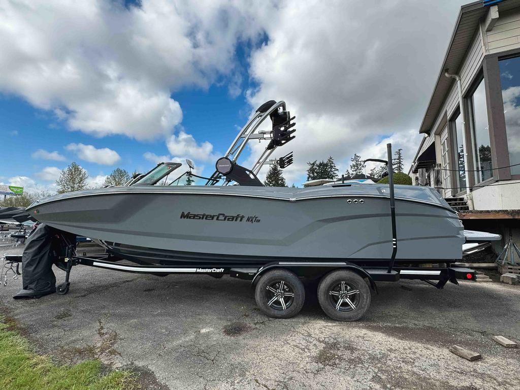 MasterCraft NXT24