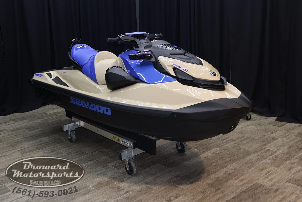 2025 Sea-Doo Wake™ 170 BRP Premium Audio, iDF, iBR