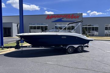 2025 Sea Ray SPX 190