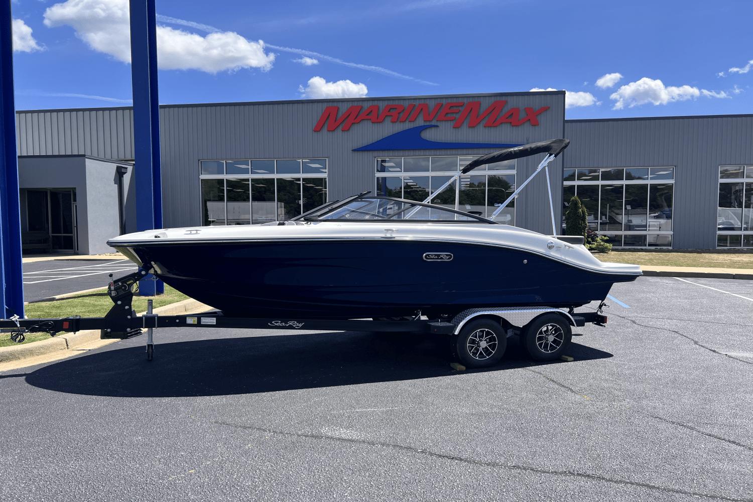 2025 Sea Ray SPX 190