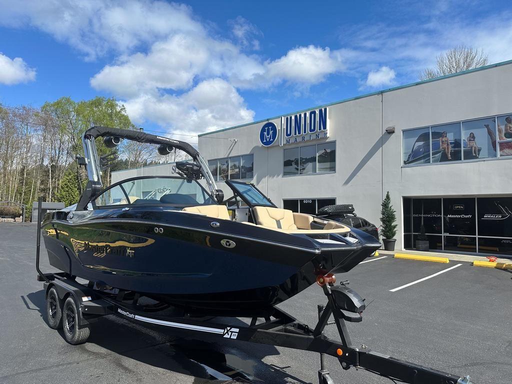 MasterCraft XT20