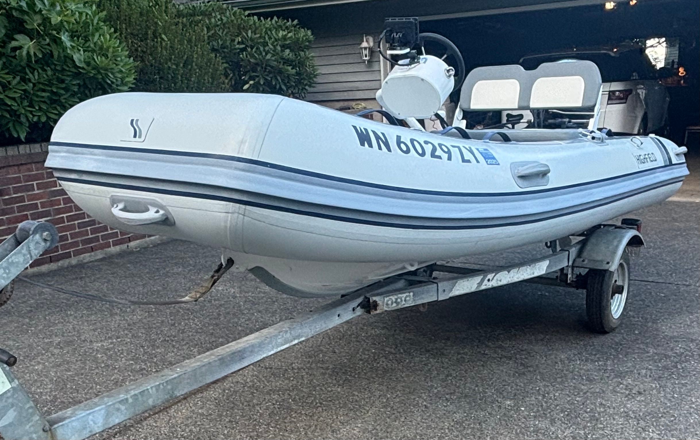 2022 Highfield CL380