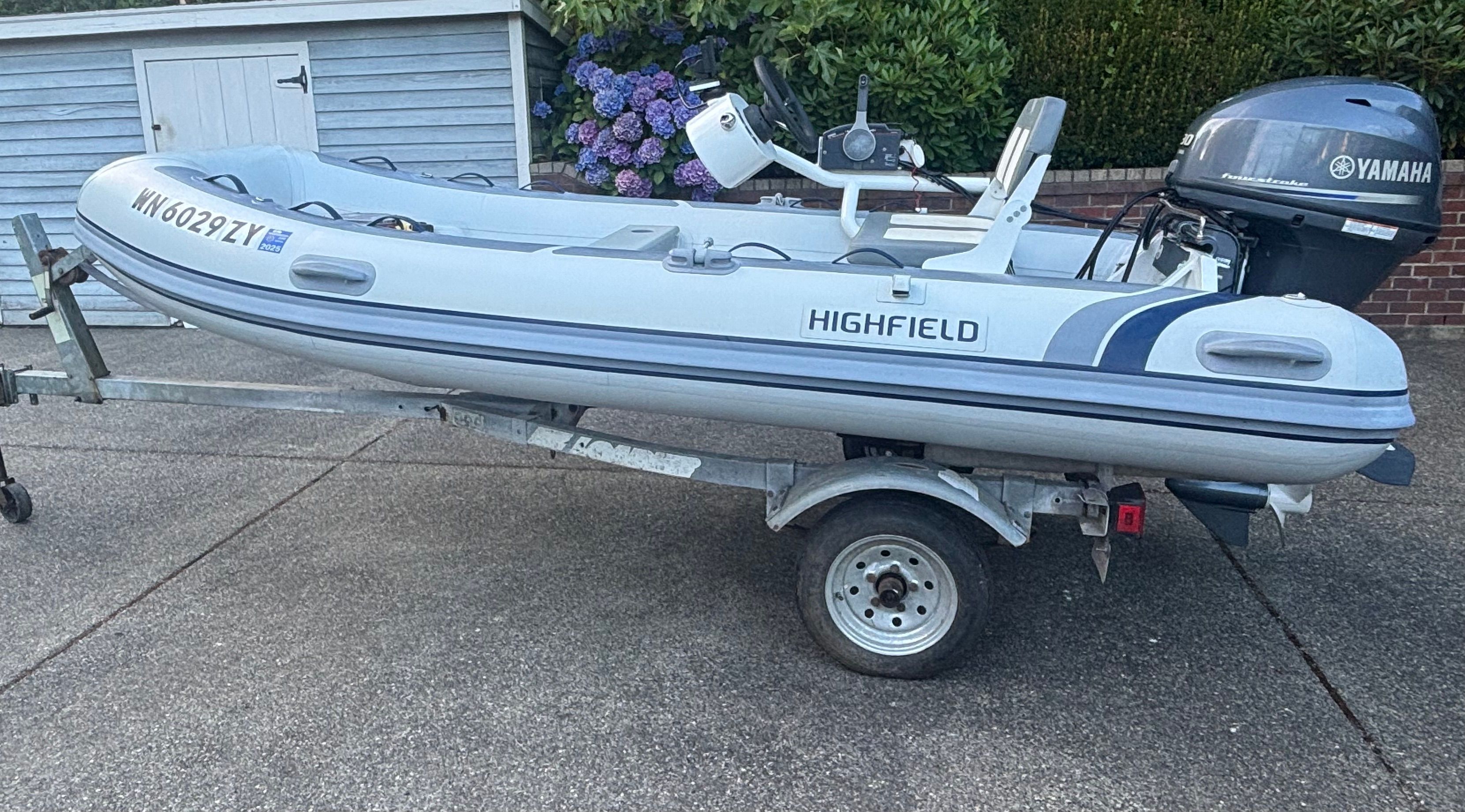 2022 Highfield CL380