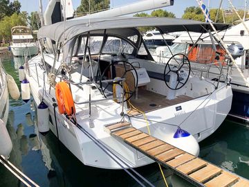 2021 Bavaria C42