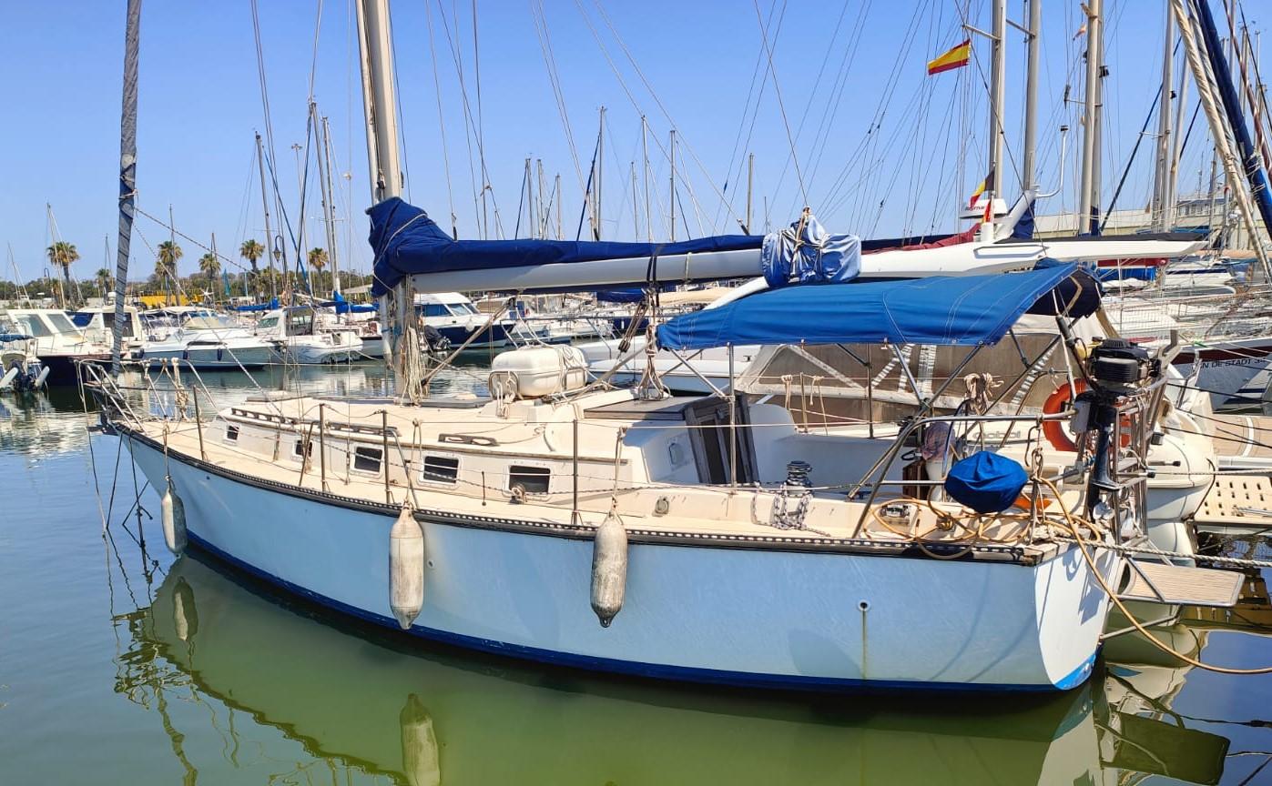 1983 Endeavour 33