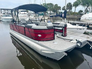 2024 Veranda VF25F2+2 Deluxe Tri-Toon