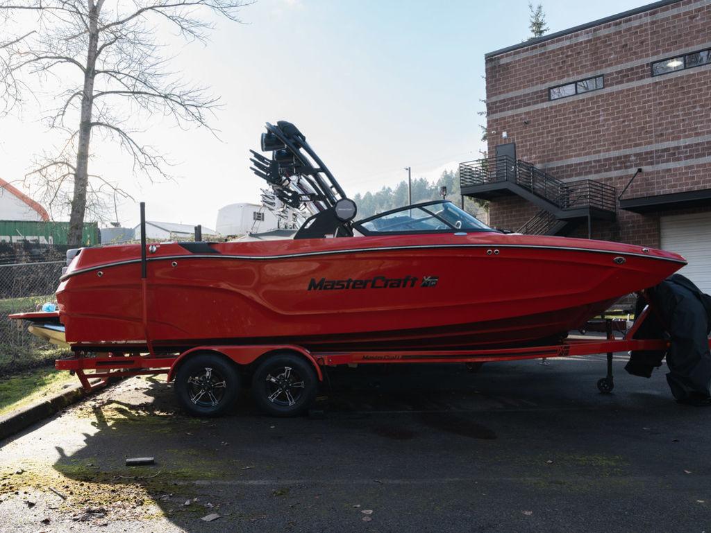 2024 MasterCraft XT24