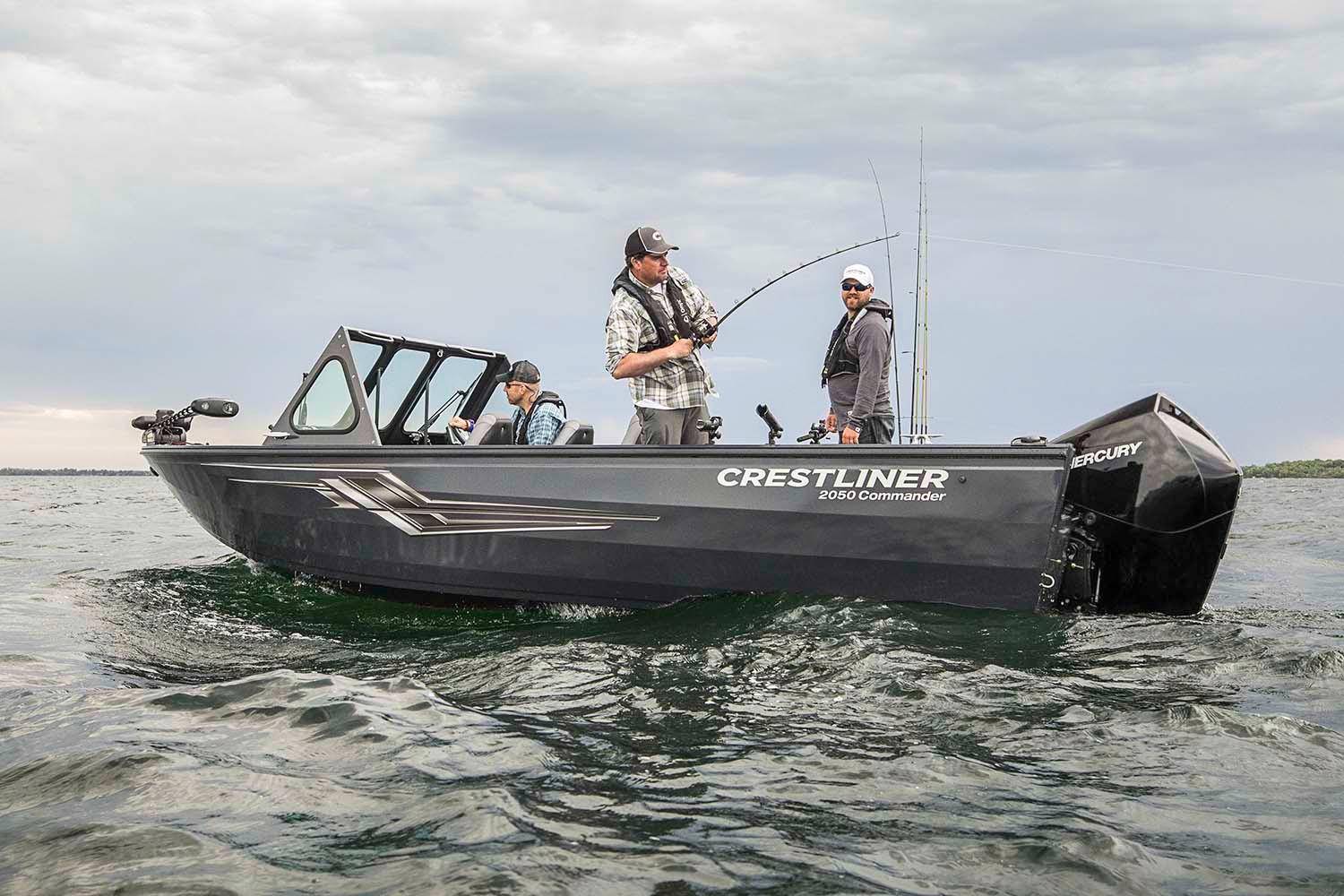 Crestliner Boat image