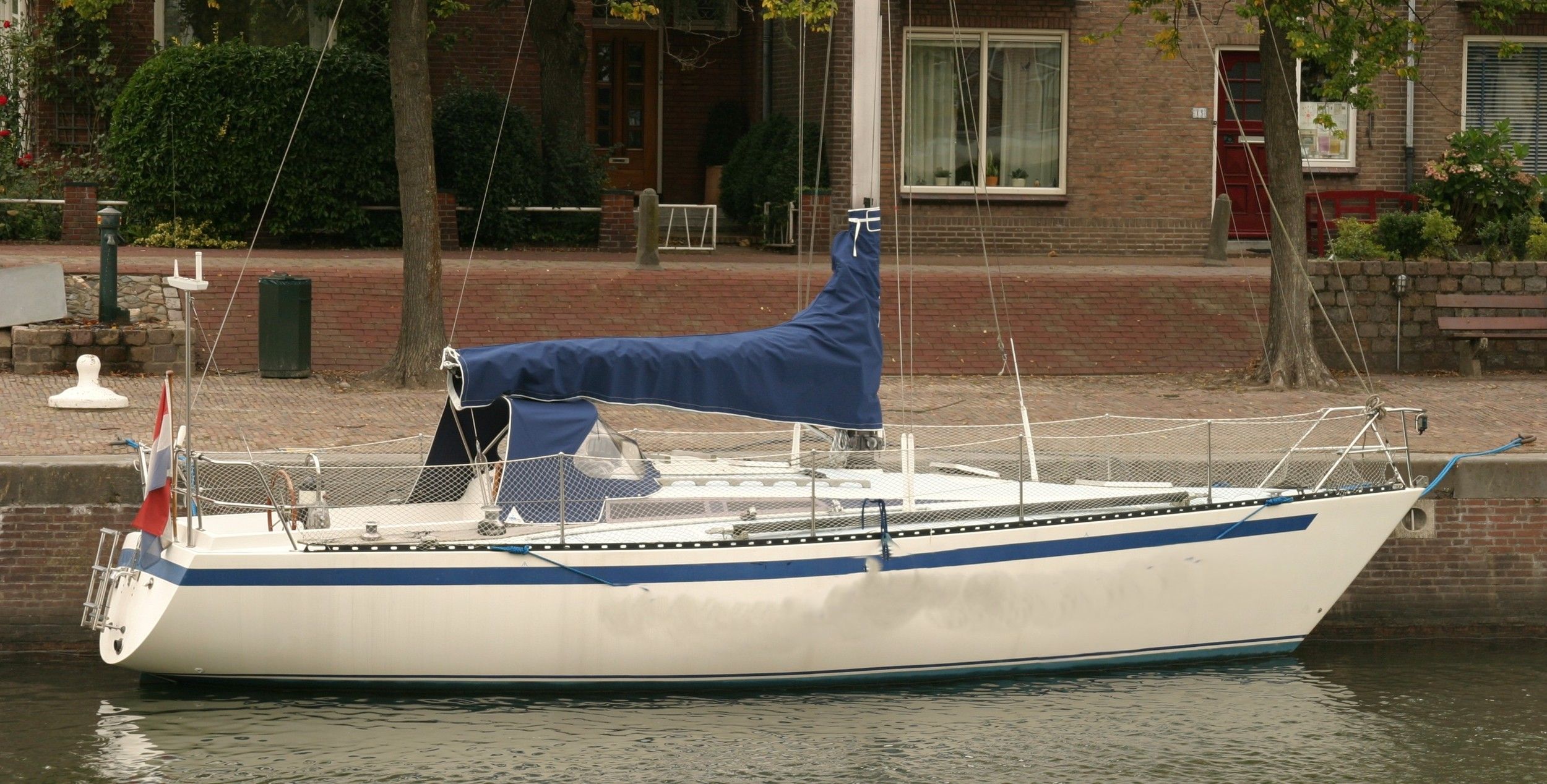 1976 Kalik 33