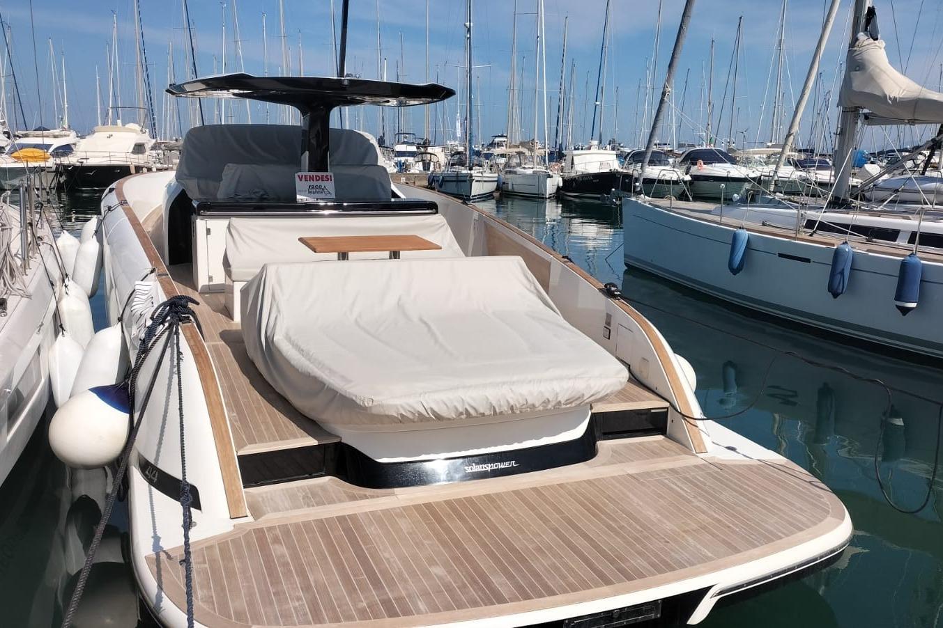 2024 Solaris Power 44