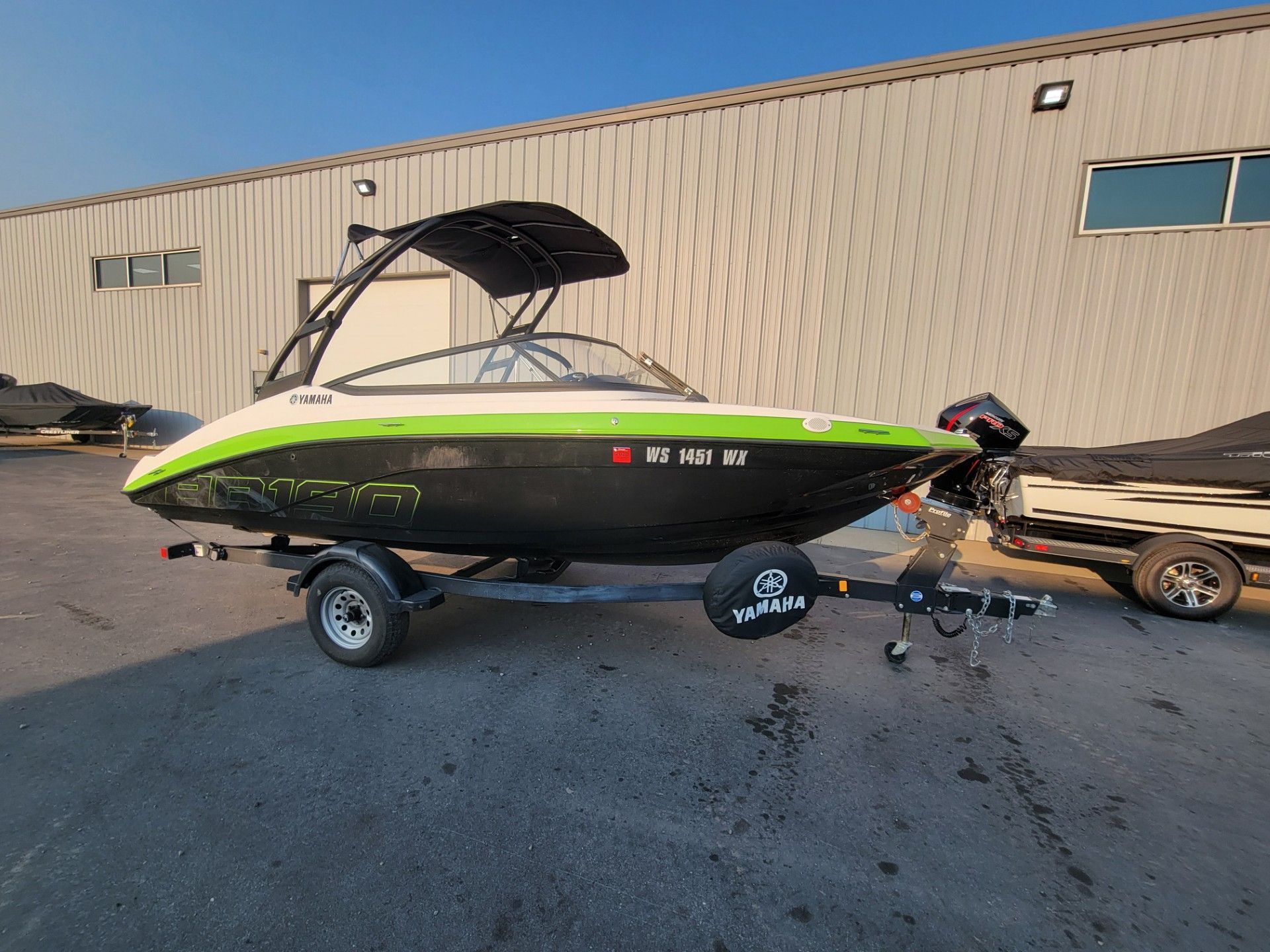 2022 Yamaha Boats AR190