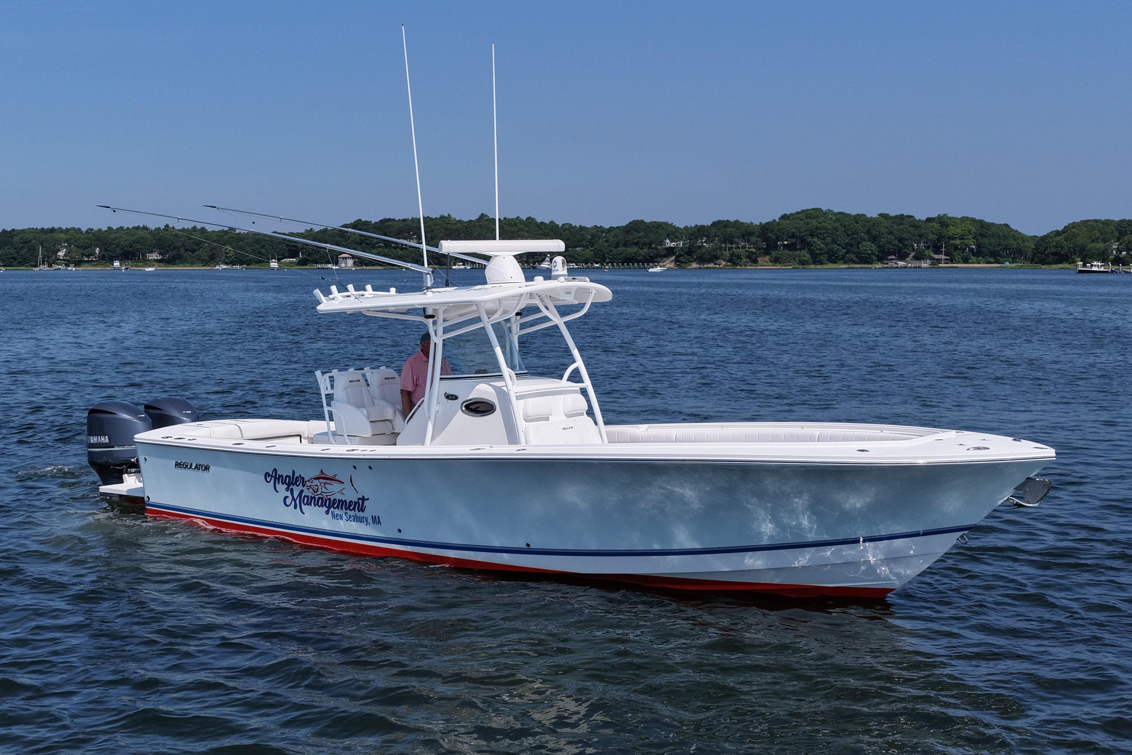 2013 Regulator 34 Center Console