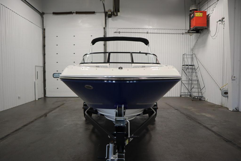 2024 Bayliner VR5 Bowrider