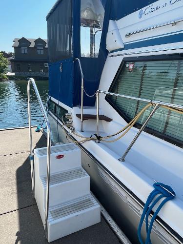 1989 Chris-Craft 372
