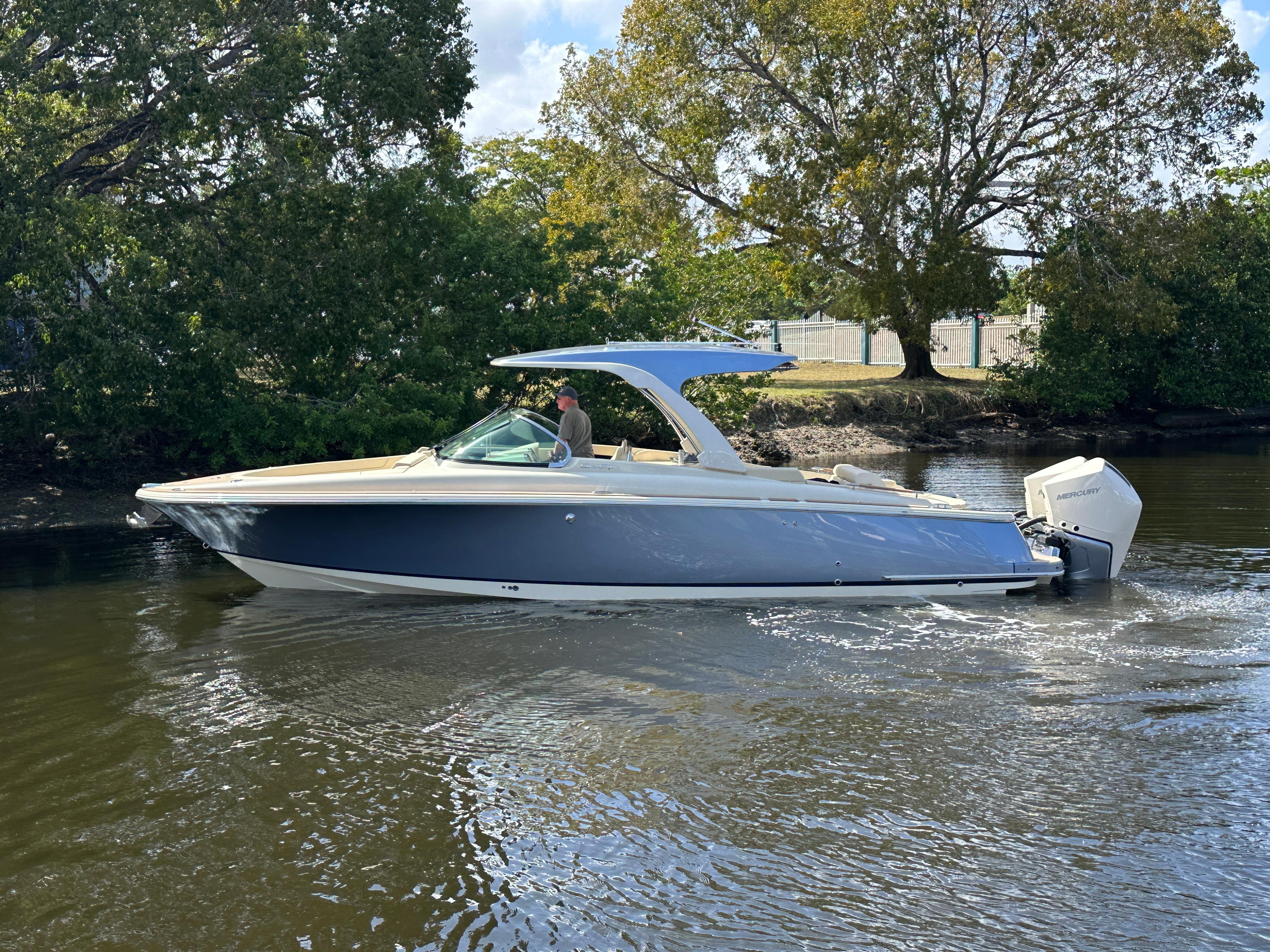 2025 Chris-Craft Launch GT 31