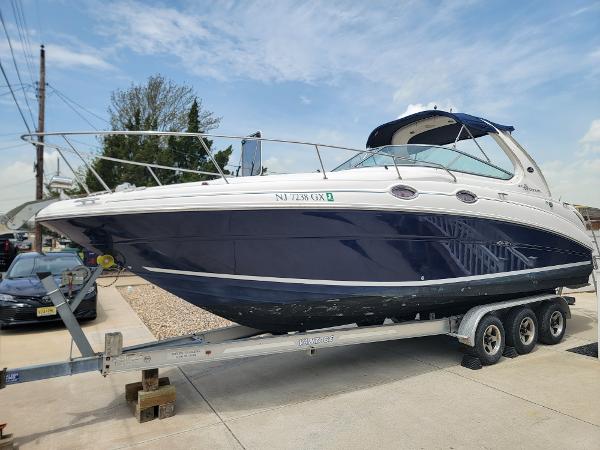 Sea Ray 280 Sundancer Port View