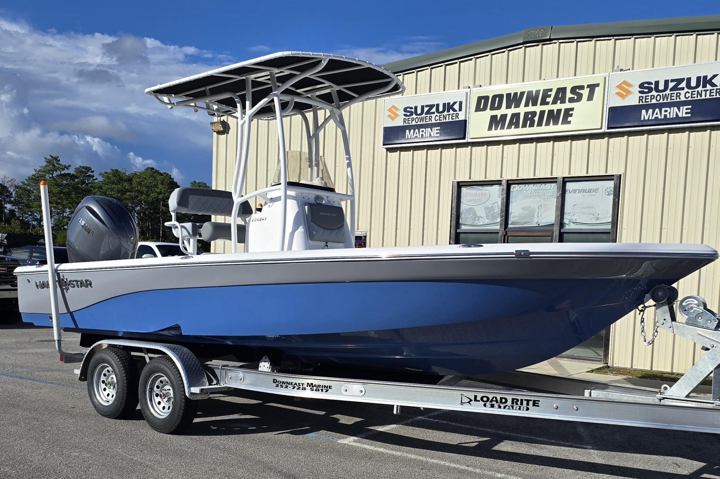2026 NauticStar 224 Bay