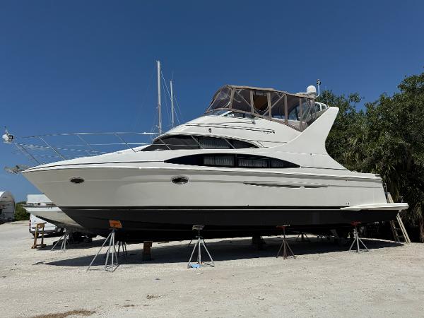 2004 Carver 420 Mariner