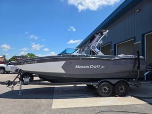 MasterCraft XStar