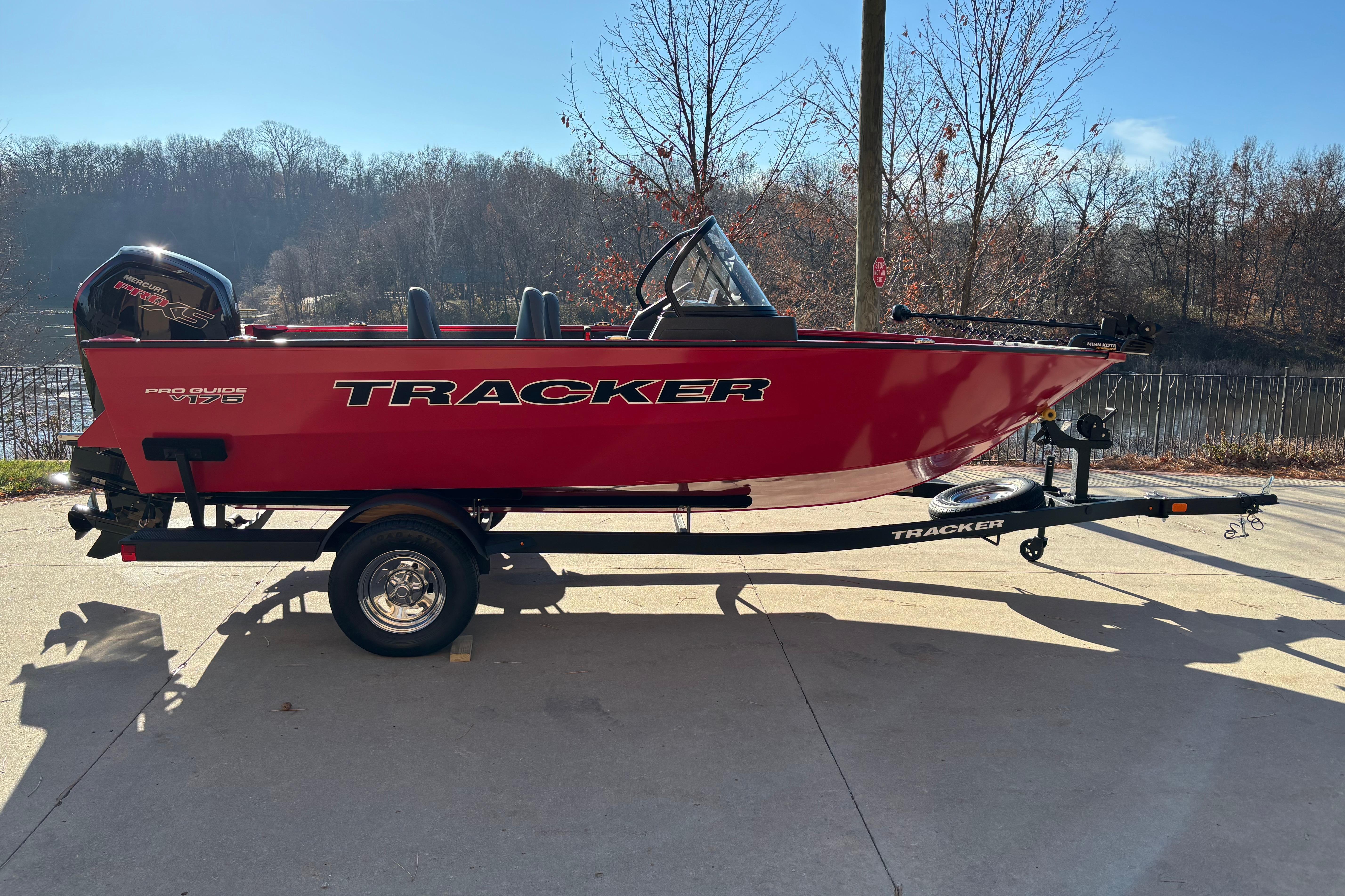 2026 Tracker Pro Guide V-175 WT