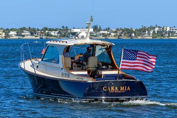 2010 Hinckley Picnic Boat 37 MKIII