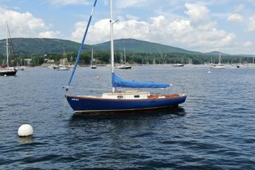 1998 Hank Hinckley Great Harbor 26