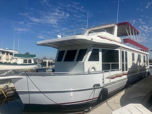 2005 Legacy Yachts Majestic