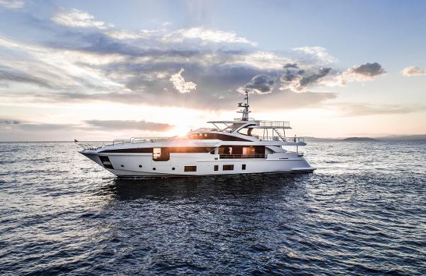 2020 Azimut Grande 35 Metri