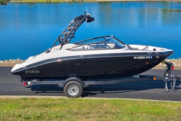 2024 Yamaha Boats 195S