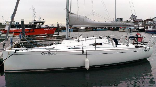 2004 Beneteau First 27.7
