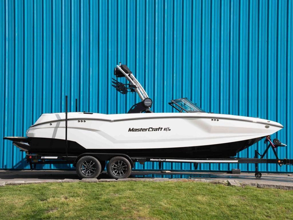 MasterCraft NXT24