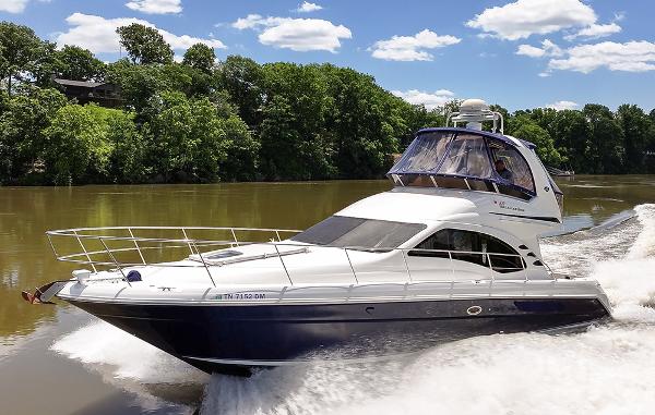 2005 Sea Ray 420 Sedan Bridge