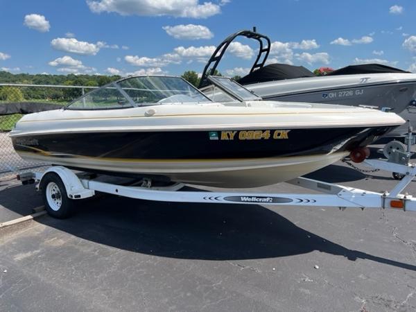 2001 Wellcraft 175SS