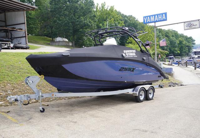 Yamaha Boats 255XE