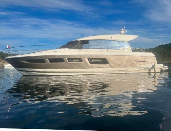 2016 Prestige 500 S