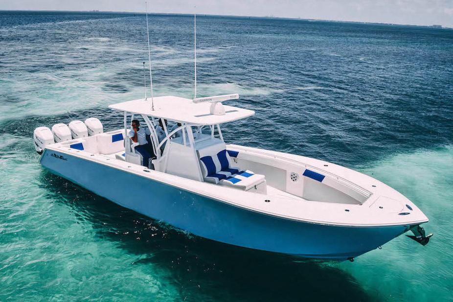 SeaHunter Boat image