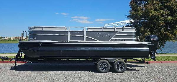 2024 Ranger Reata 223C