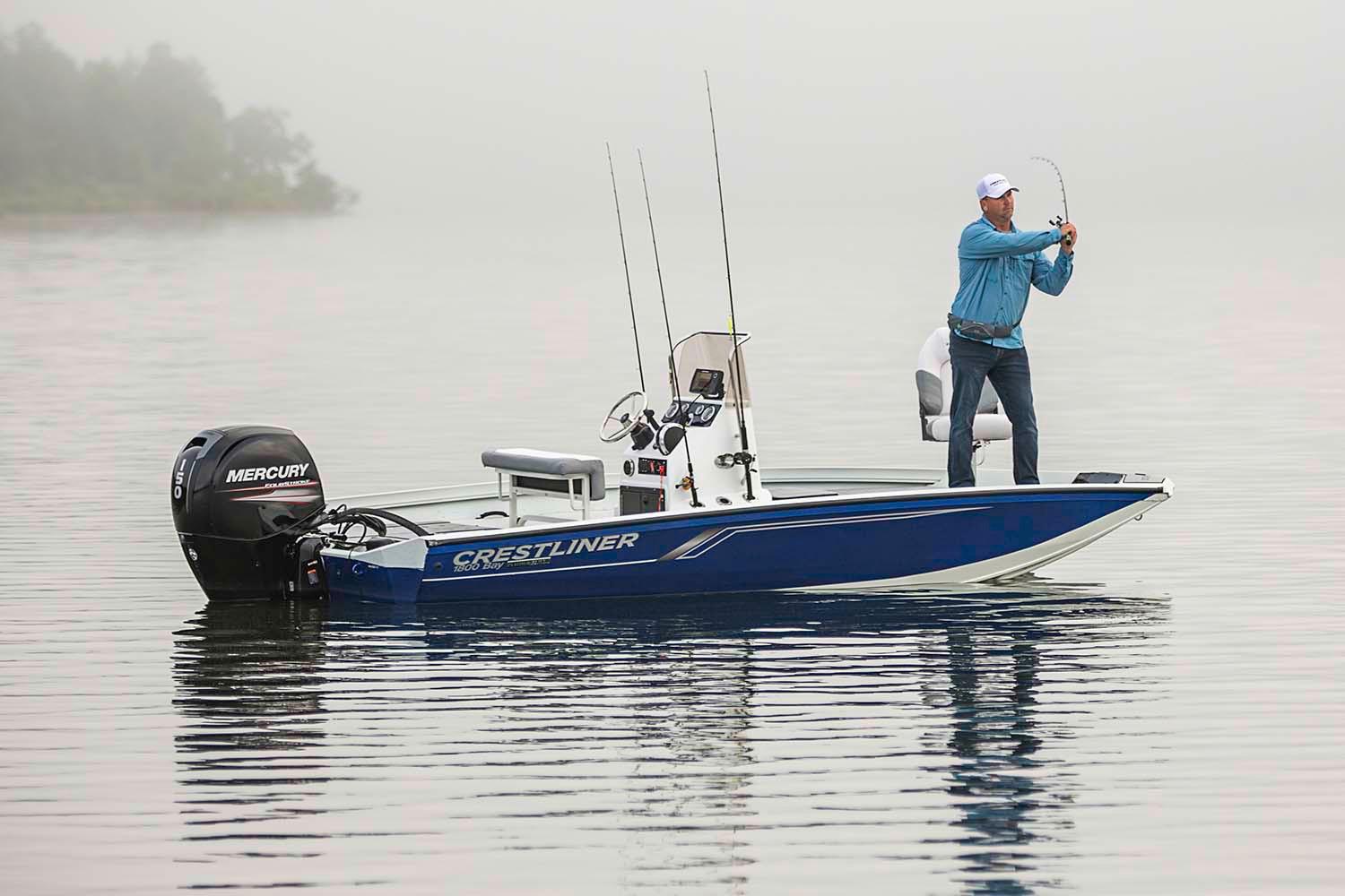 Crestliner Boat image