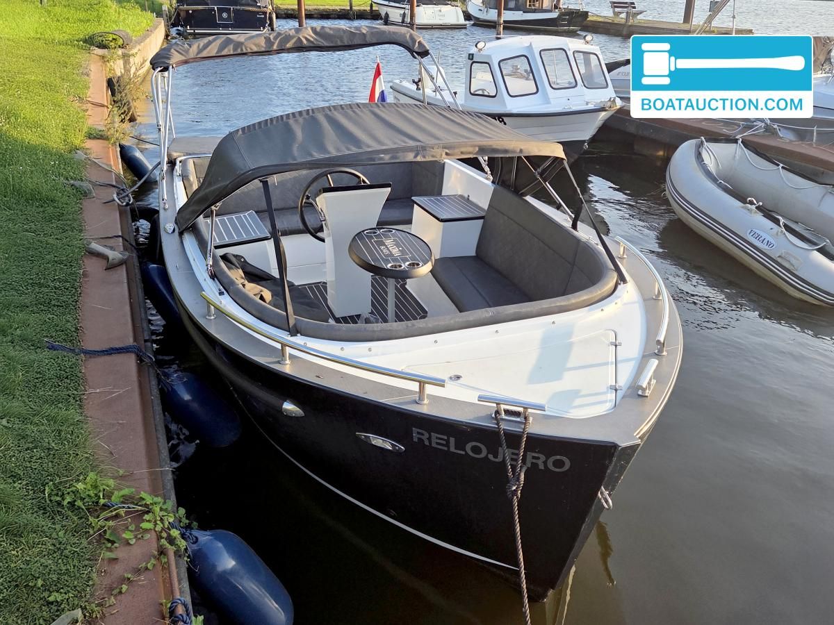 2022 Maxima 630 Tender