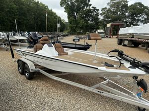 Xpress Hyper-Lift Bass Series H20